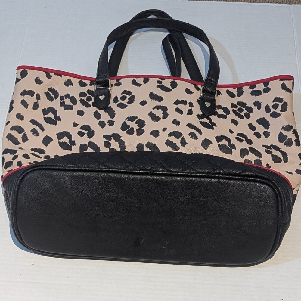 Betsey Johnson Y2K Leopard Tote & Heart Wristlet Glam Animal Print Shoulder Bag - Picture 5 of 14